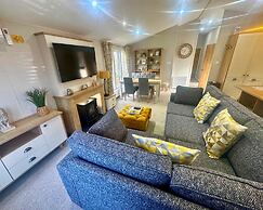 Meadows 33 Hot tub - Southview Holiday Park