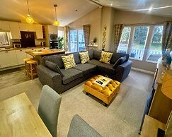 Meadows 33 Hot tub - Southview Holiday Park