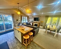 Meadows 33 Hot tub - Southview Holiday Park