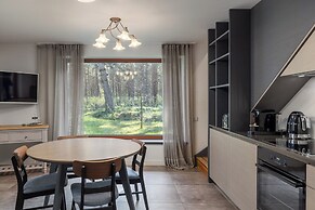Roze Guest Houses Sklandas