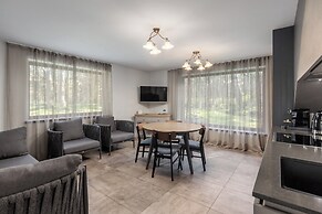 Roze Guest Houses Sklandas