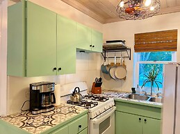 Sea Song Hi 4 Bedroom Home