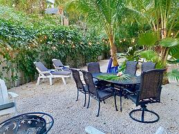 Sea Song Hi 4 Bedroom Home