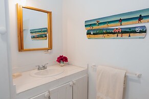 Sea Song Hi 4 Bedroom Home