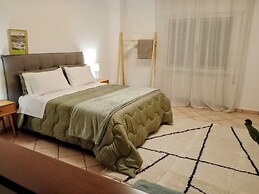 ROSY SUITE BED & BREAKFAST