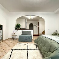 ROSY SUITE BED & BREAKFAST
