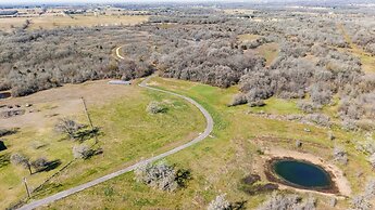 Private Ranch nr Austin w HotTub FirePit