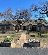 Spacious 3BR Home in Amazing Location