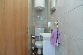 Spacious Flat With Pool Just 300m From the Beach