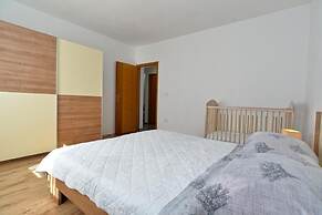 Lovely Flat Just Steps From the Beach