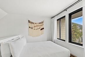Plaza #1409