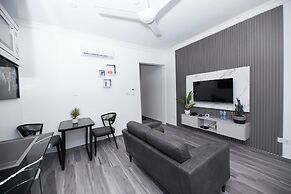 River Hills Hotel & Suites