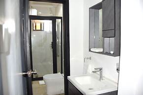 River Hills Hotel & Suites