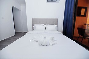 River Hills Hotel & Suites