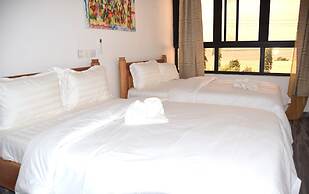 River Hills Hotel & Suites
