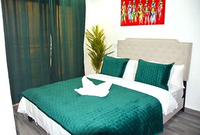 River Hills Hotel & Suites