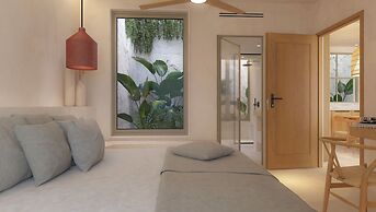 Akres Luxury Sea View Villas