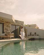 Akres Luxury Sea View Villas