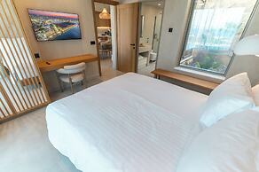 Akres Luxury Sea View Villas