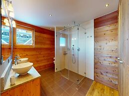 Egg Sauna & Luxury Chalet 16 Pers