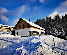 Comfortable Villa With Beautiful View