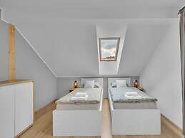 Comfortable Villa With Beautiful View