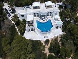 Holiday Home With Pool