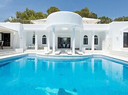 Holiday Home With Pool
