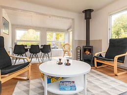 6 Person Holiday Home in Borup