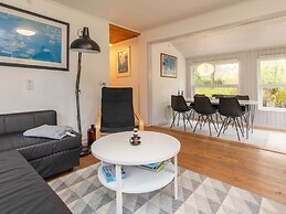 6 Person Holiday Home in Borup