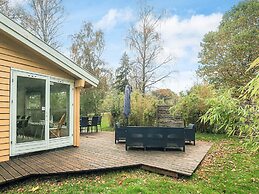 6 Person Holiday Home in Borup