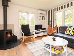 6 Person Holiday Home in Borup