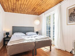 6 Person Holiday Home in Rodby