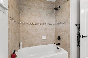Spacious 4Bed Home in South Atx -Monthly