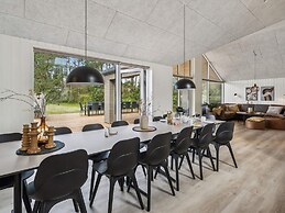 5 Star Holiday Home in Romo