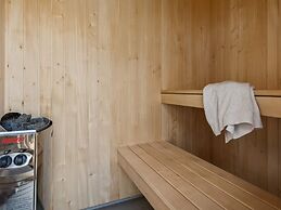 5 Star Holiday Home in Romo