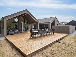 5 Star Holiday Home in Romo