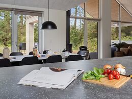 5 Star Holiday Home in Romo