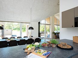 5 Star Holiday Home in Romo