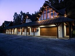 Comfortable Villa With Facilities