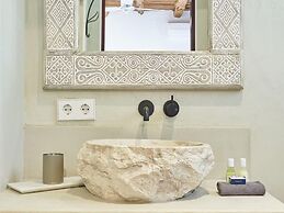 Hillside Villa With Sea-views