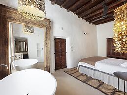 Hillside Villa With Sea-views