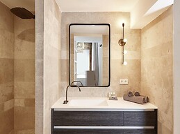 Hillside Villa With Sea-views