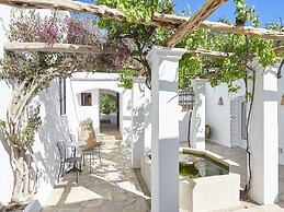 Hillside Villa With Sea-views