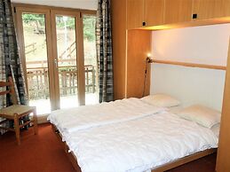 Mystical Apartment With Mountain Views