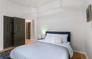 The Bonnie - 5 Bed Near Everything