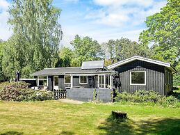 8 Person Holiday Home in Asnaes