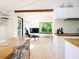 8 Person Holiday Home in Asnaes