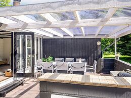 8 Person Holiday Home in Asnaes