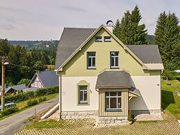 Beautiful Villa With Comfort